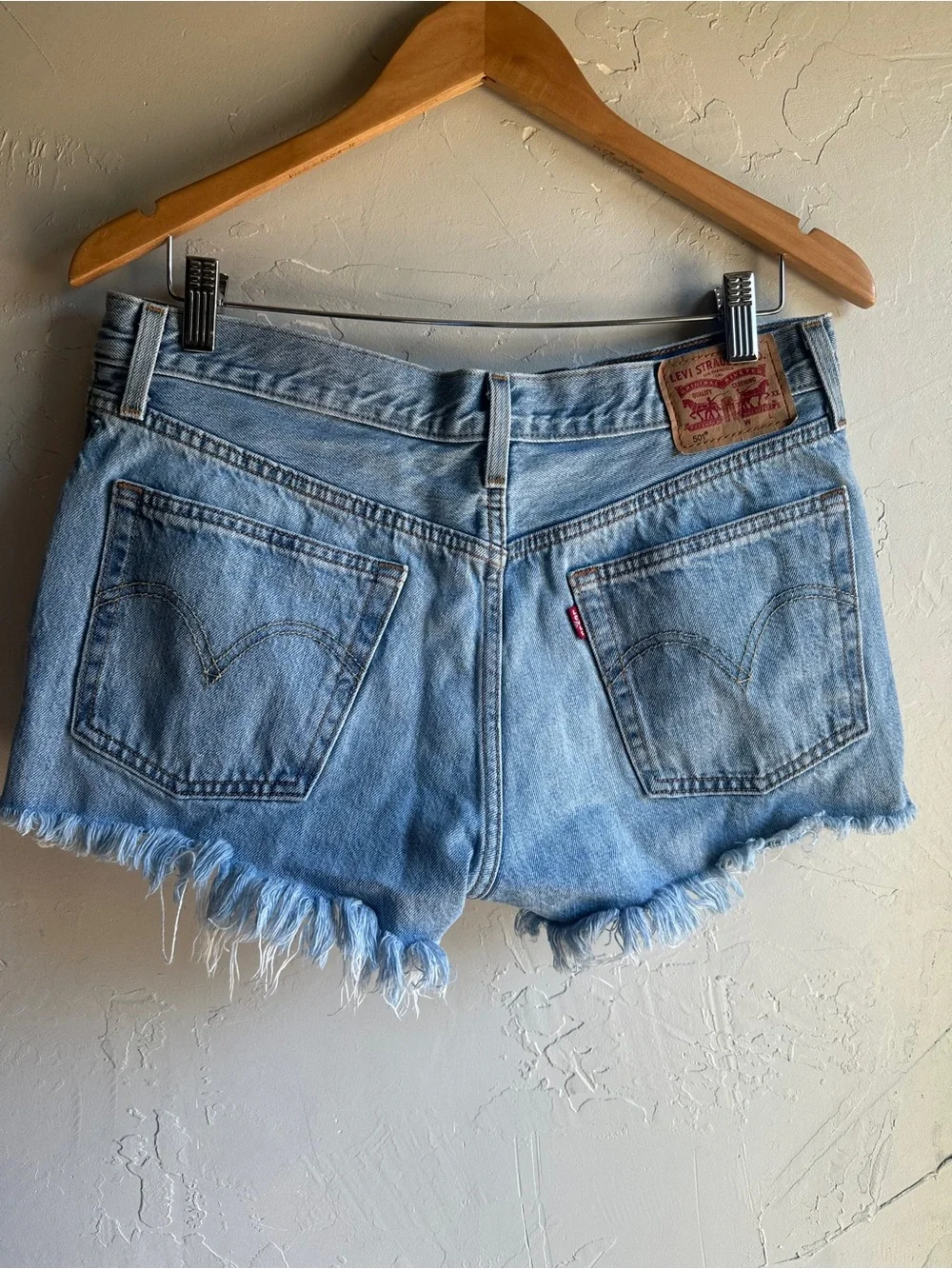 Levi's 501 Cutoff Denim Shorts Light Wash Frayed Raw Hem Festival Grunge W30